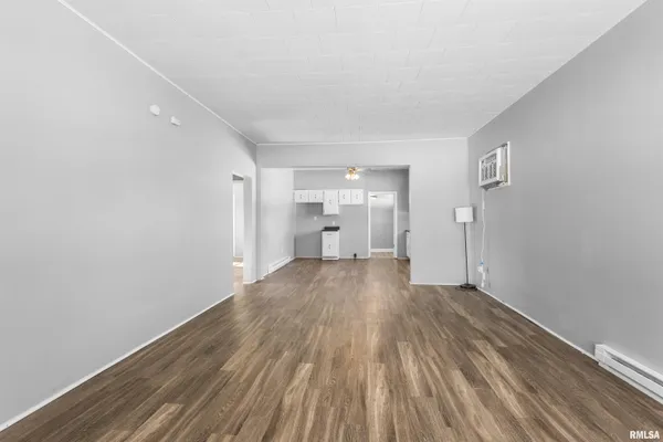 $57,900 | 209 South Gardner Street, West Frankfort, IL 62896