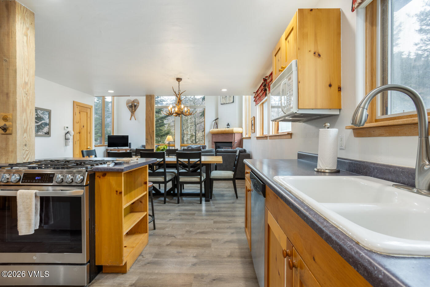4335 Spruce Way Vail, CO 81657 - Photo 12 of 30 Kitchen 4