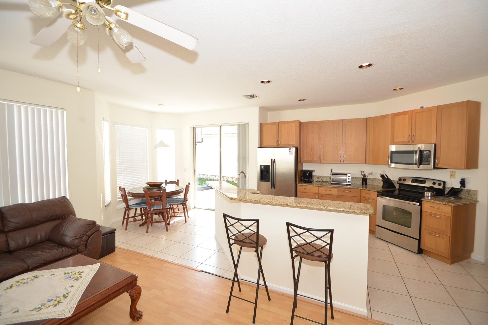 8517 Vía D Oro Boca Raton, FL 33433 - Photo 27 of 32 DSC_7421