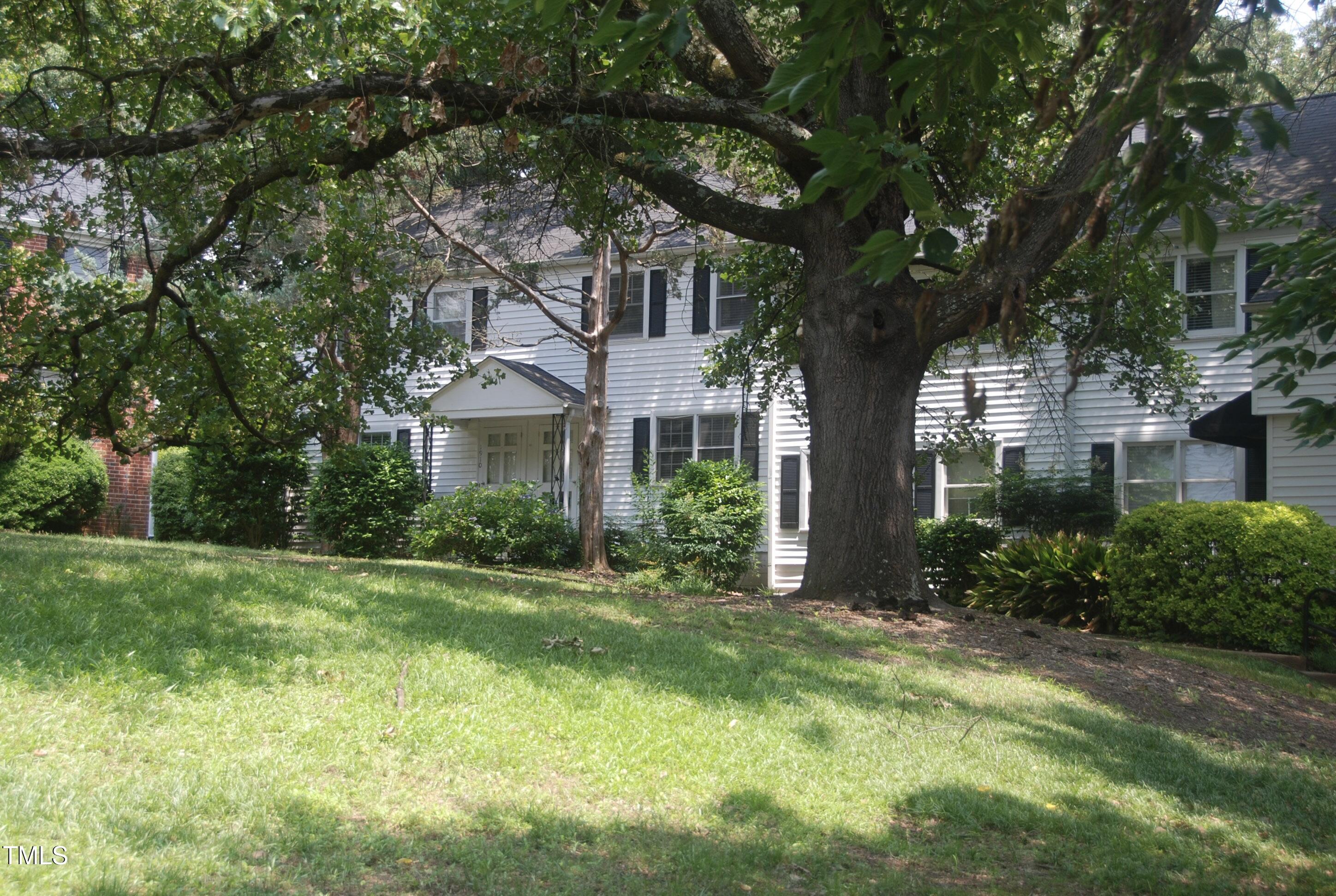 1908 Smallwood Drive Raleigh, NC 27605 - Photo 16 of 30 DSC_5377