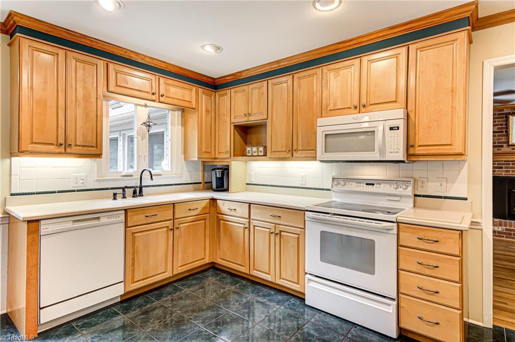 1658 Marblehead Road Lewisville, NC 27023 - Photo 5 of 23 Gallery Image 5