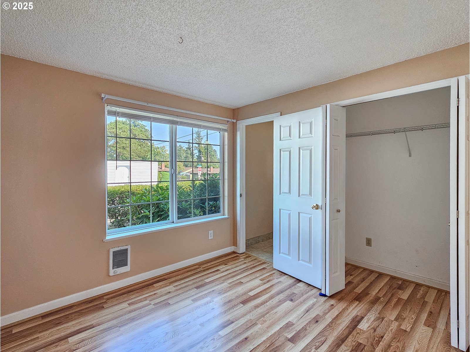 6005 Southwest 130th Avenue Beaverton, OR 97008 - Photo 12 of 20