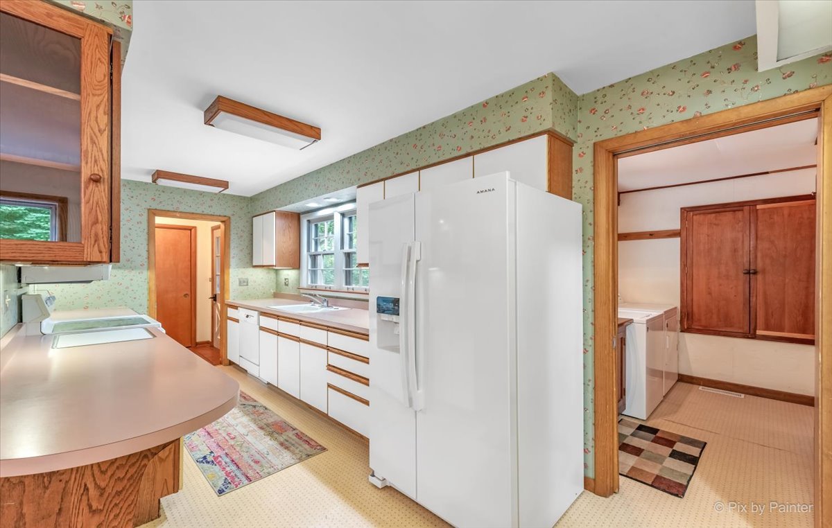7317 Chesterfield Road Crystal Lake, IL 60012 - Photo 14 of 56 Gallery Image 14