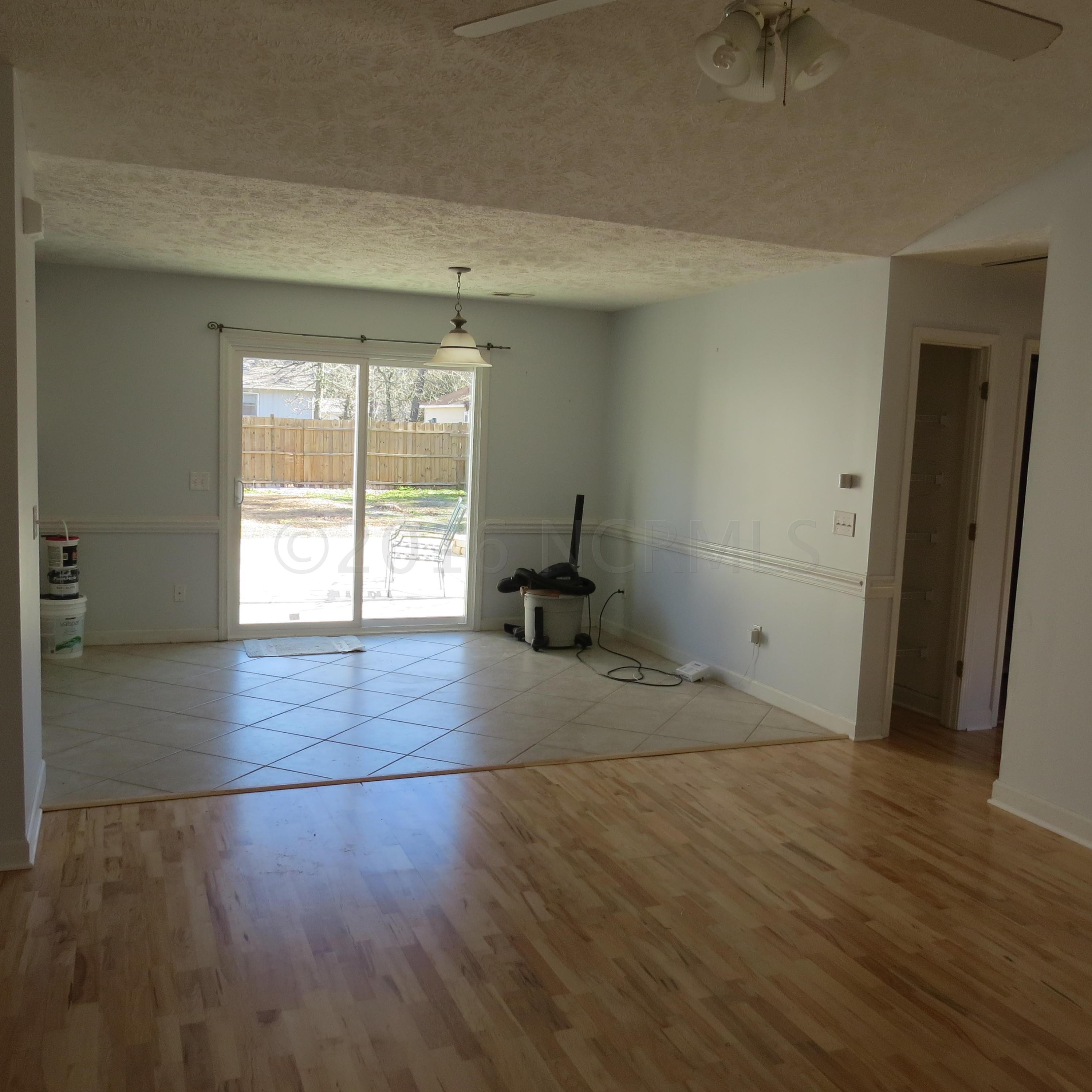 1890 Pinehurst Road Southport, NC 28461 - Photo 4 of 22 Living Room/Dining Room