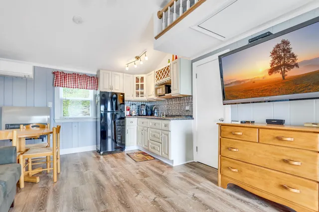 $224,900 | 522 Ocean Boulevard, Hampton, NH 03842