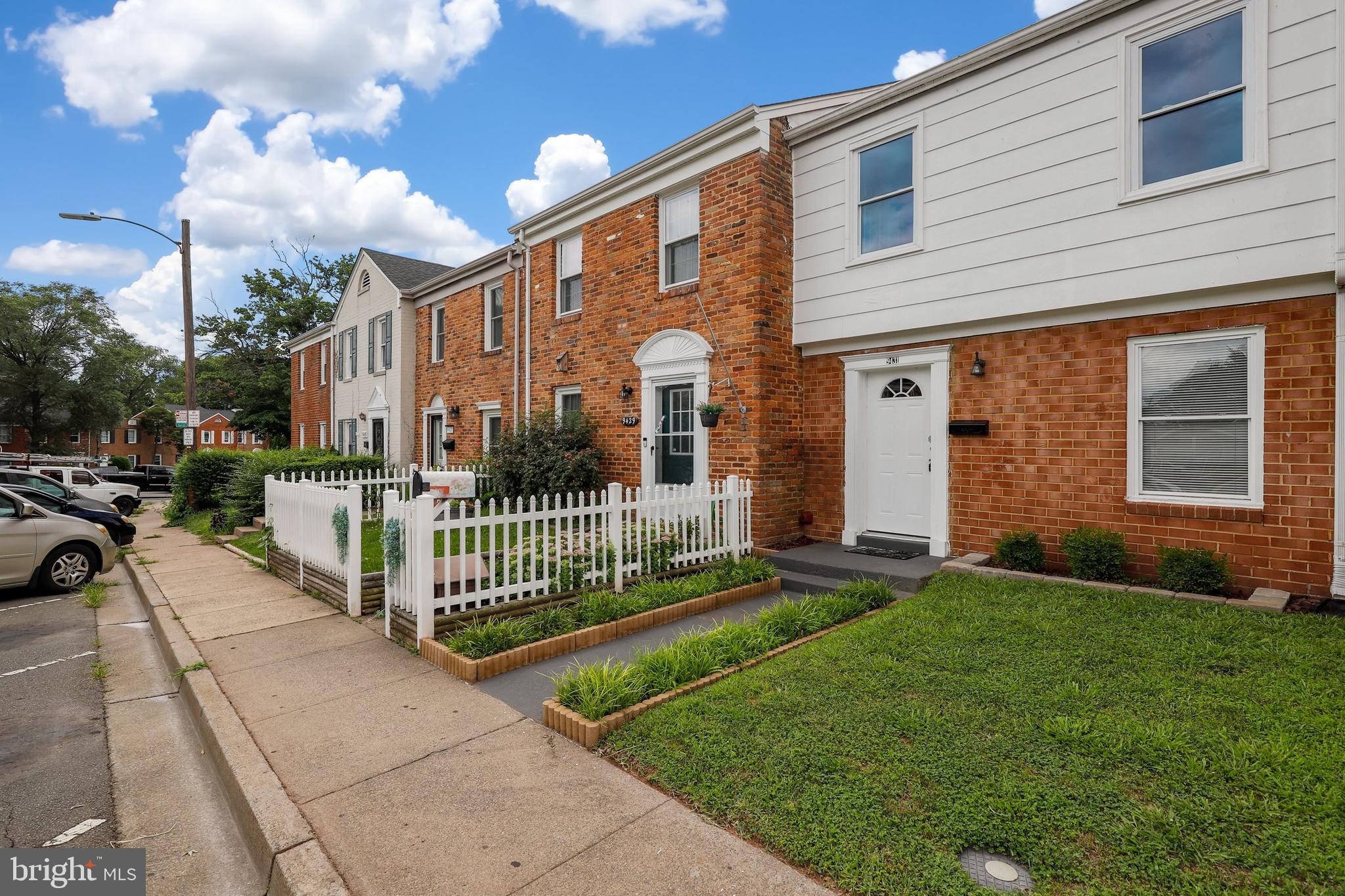 9431 Taney Road Manassas, VA 20110 - Photo 2 of 37 Gallery Image 2