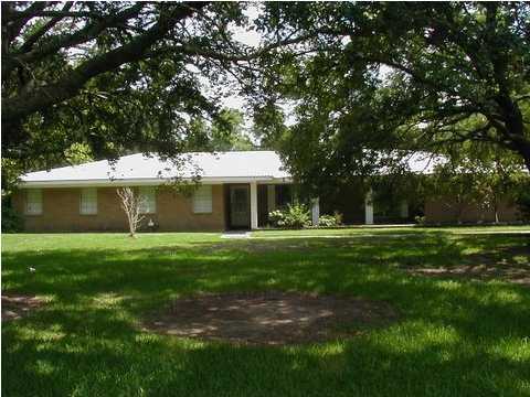 801 Lebesque Road Lafayette, LA 70507 - Photo 1 of 3 Primary Photo