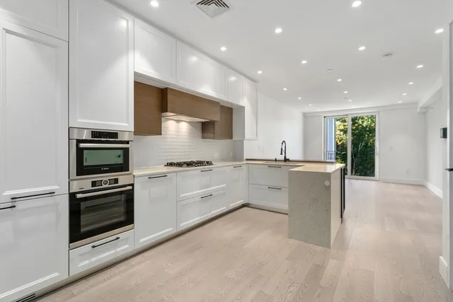 $1,599,000 | 69 Walnut Street, Unit 2, Brookline, MA 02445