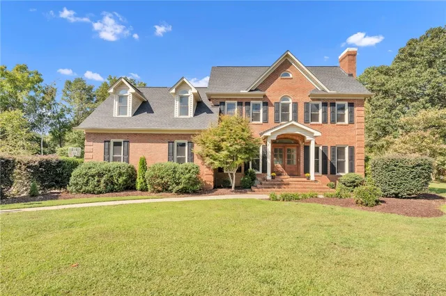 $574,900 | 116 Yorkshire Court, Easley, SC 29642