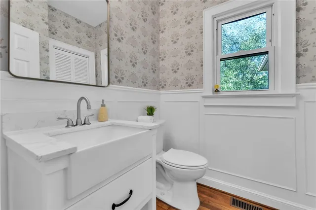 $574,900 | 116 Yorkshire Court, Easley, SC 29642