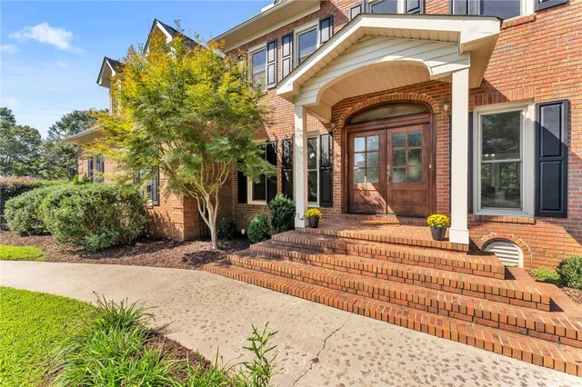 $574,900 | 116 Yorkshire Court, Easley, SC 29642