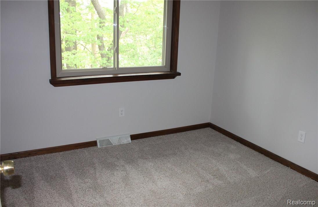 2254 Atwell Road Attica, MI 48412 - Photo 25 of 47 IMG_4148.JPG