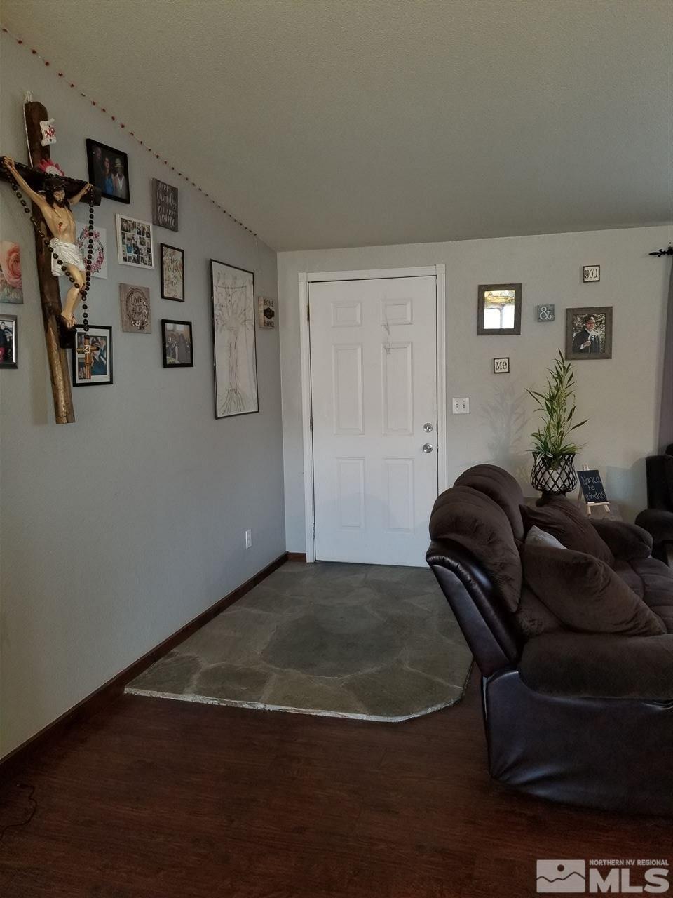 1389 Anchorage Drive Reno, NV 89506 - Photo 8 of 26 Photo 8