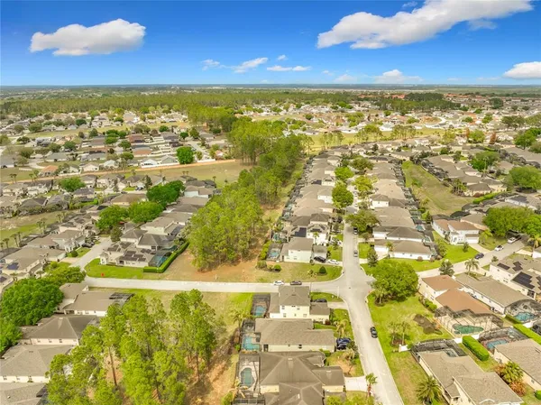 $2,600 | 520 Orista Drive, Davenport, FL 33897