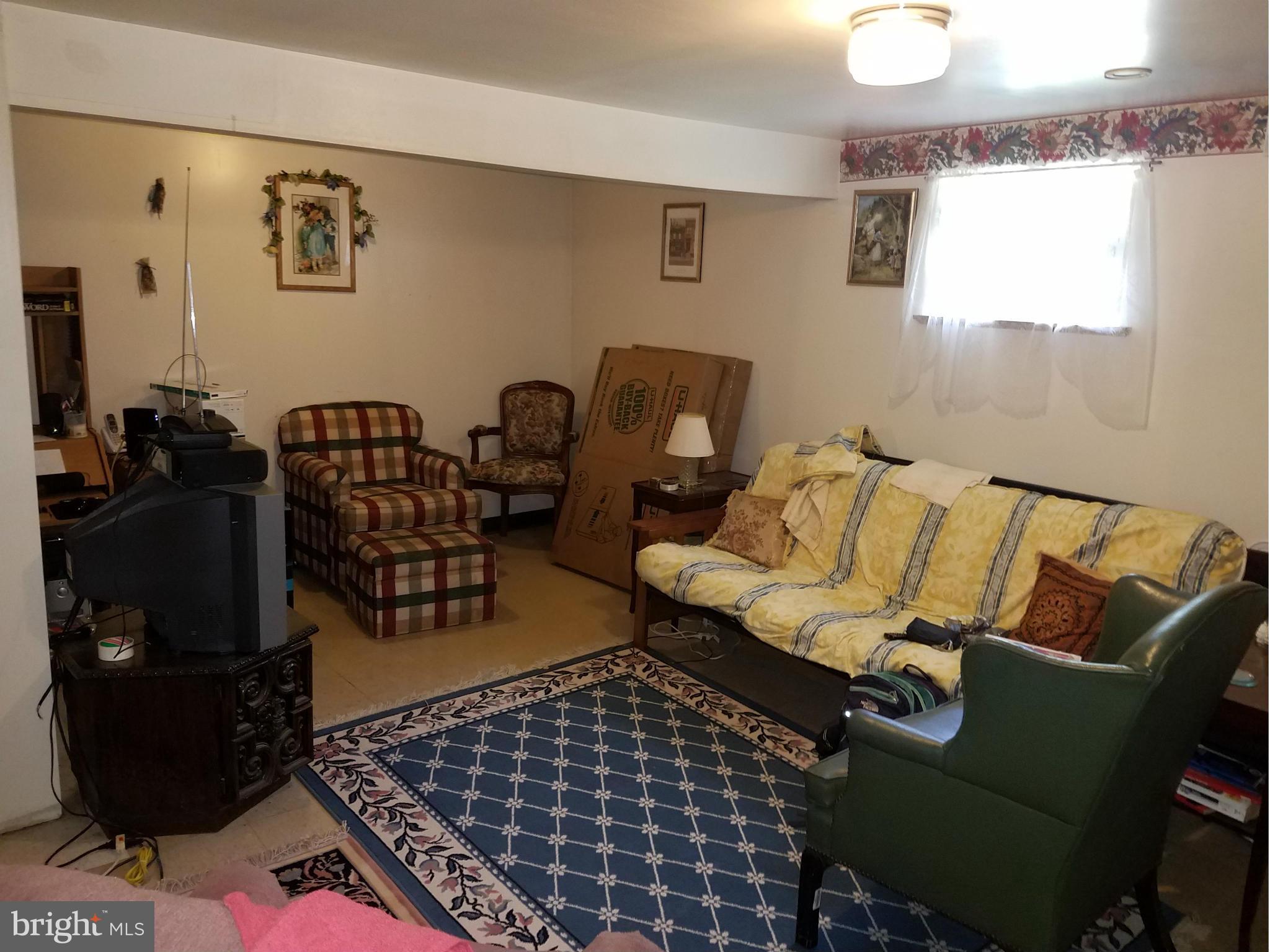 6208 Osborn Road Landover, MD 20785 - Photo 12 of 21 Family Room