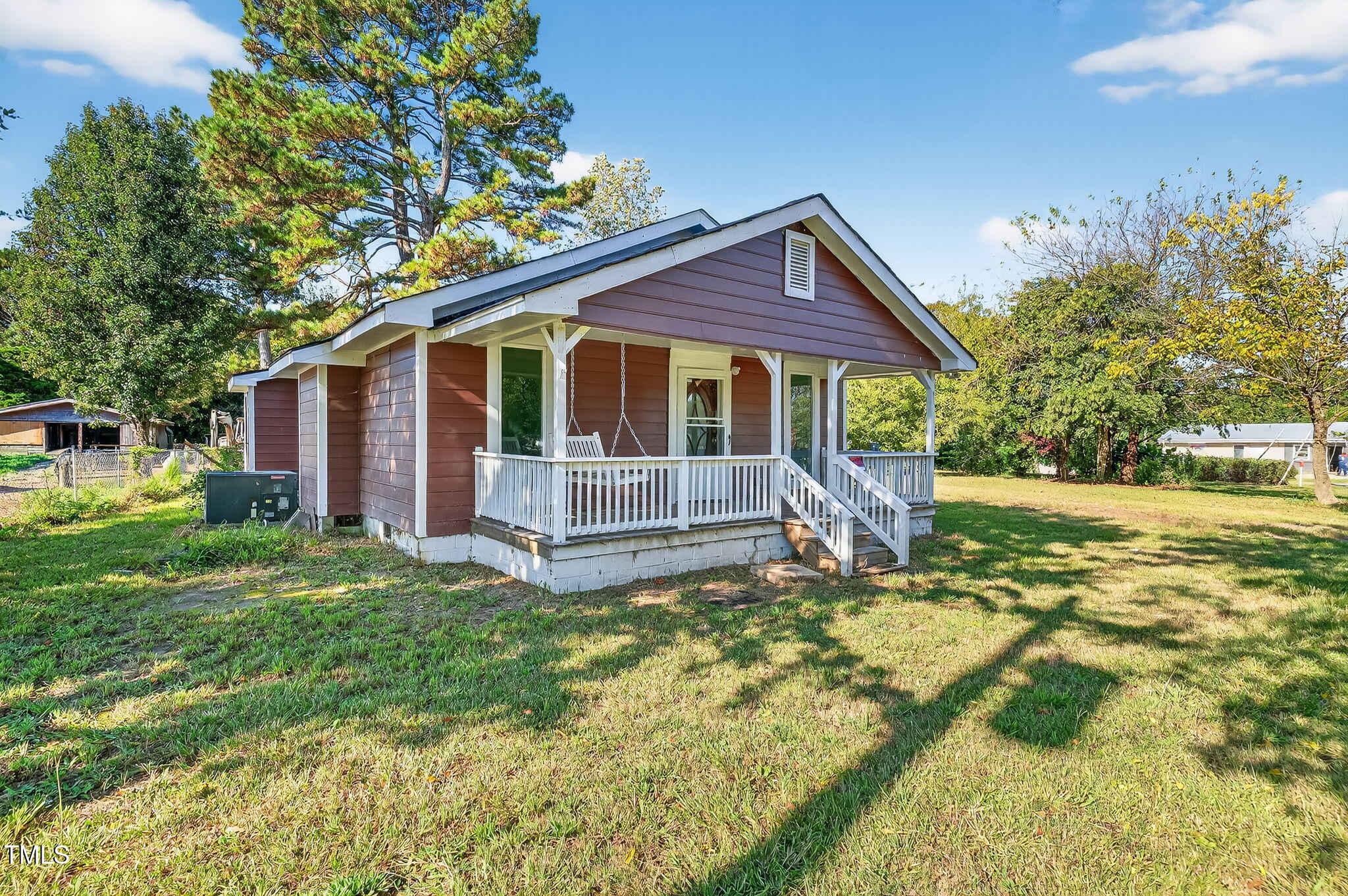 1208 Red Hill Church Road Dunn, NC 28334 - Photo 3 of 24 7-web-or-mls-006__DSC6118