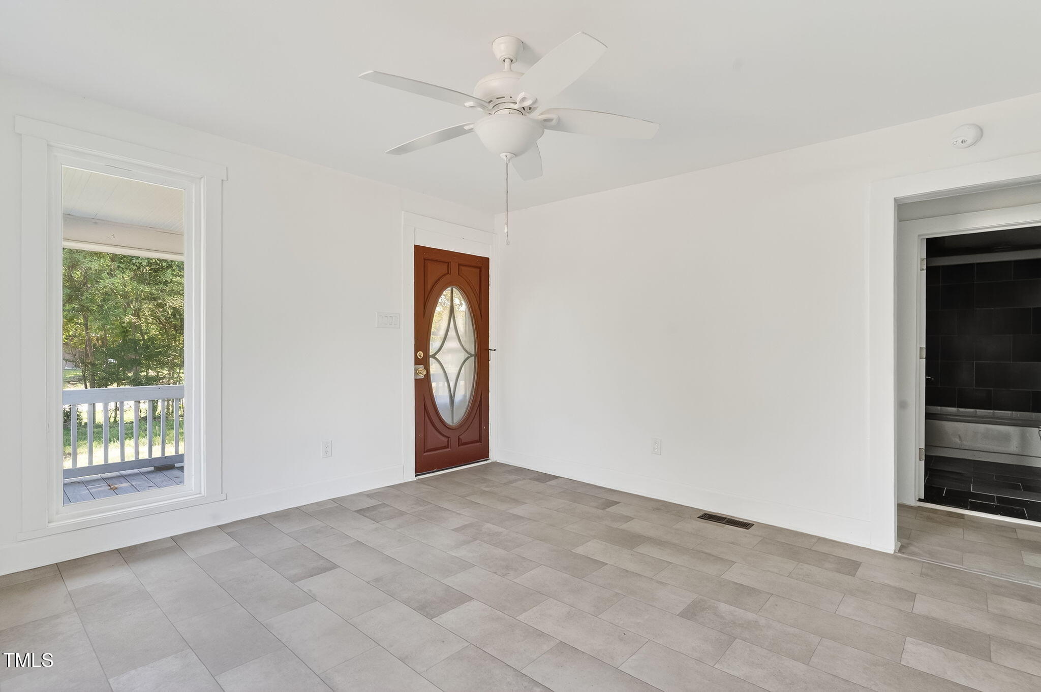 1208 Red Hill Church Road Dunn, NC 28334 - Photo 8 of 24 9-web-or-mls-008__DSC6125