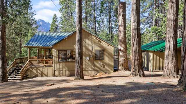 653 Loop Drive Springville, CA 93265 - Photo 1 of 51 original-CAC634E5-2DB1-41DE-B7EF-501B2F6