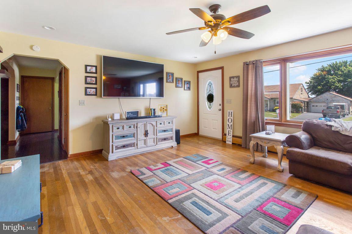 Gallery Image 7