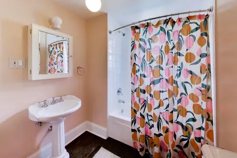 $3,395,000 | 1218 Sheridan Road, Evanston, IL 60202