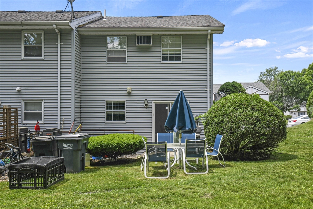 945 Riverside Drive, Unit 15A Methuen, MA 01844 - Photo 4 of 19 Gallery Image 4