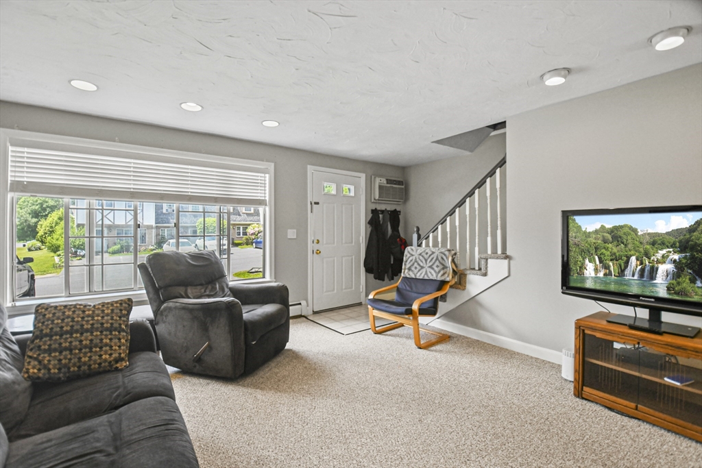 945 Riverside Drive, Unit 15A Methuen, MA 01844 - Photo 7 of 19 Gallery Image 7