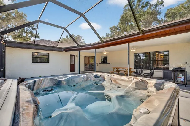 $654,000 | 1825 Streetman Drive, Lithia, FL 33547