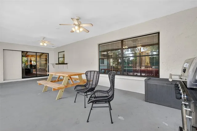 $654,000 | 1825 Streetman Drive, Lithia, FL 33547