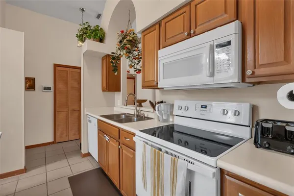 $2,390 | 3024 Bloomsbury Drive, Kissimmee, FL 34747