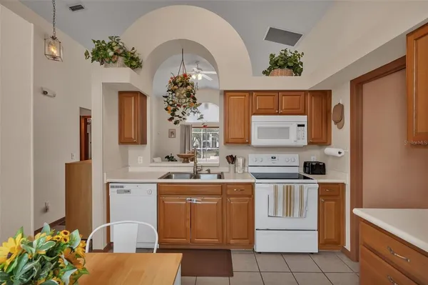 $2,390 | 3024 Bloomsbury Drive, Kissimmee, FL 34747