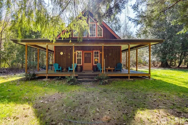 $599,000 | 7595 Pressentin Court, Concrete, WA 98237