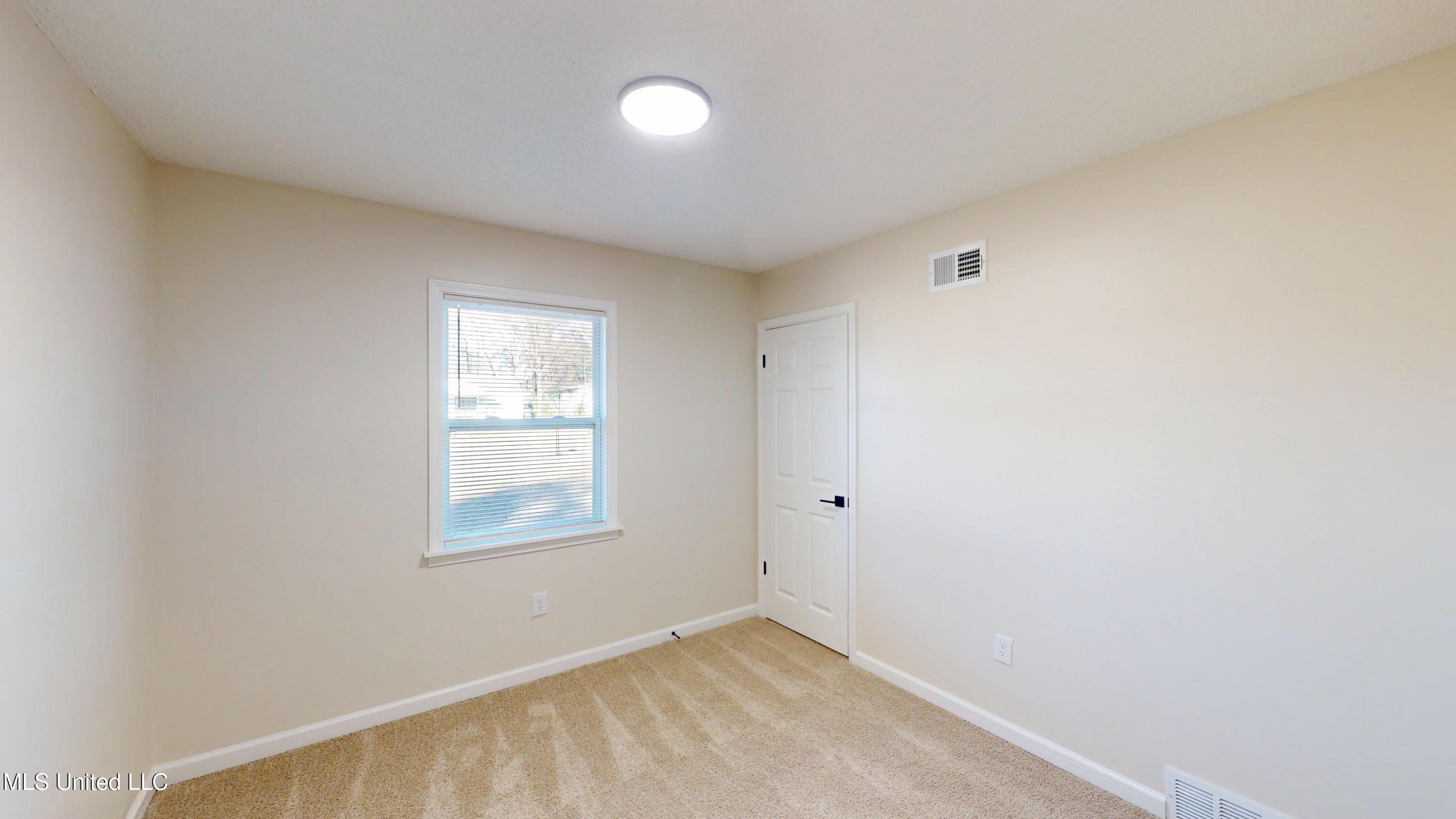 1331 Main Street Southaven, MS 38671 - Photo 11 of 19 1331-Main-St-01152026_114315