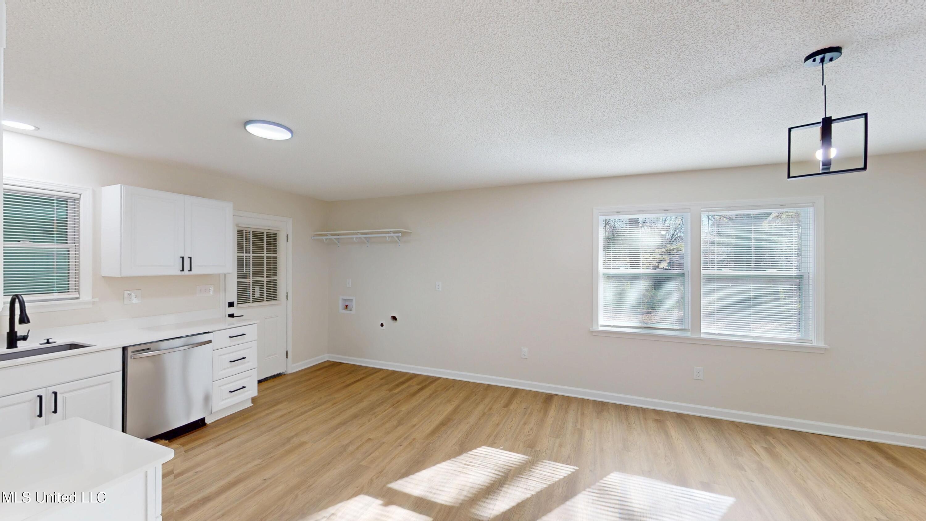 1331 Main Street Southaven, MS 38671 - Photo 4 of 18 1331-Main-St-01152026_113206