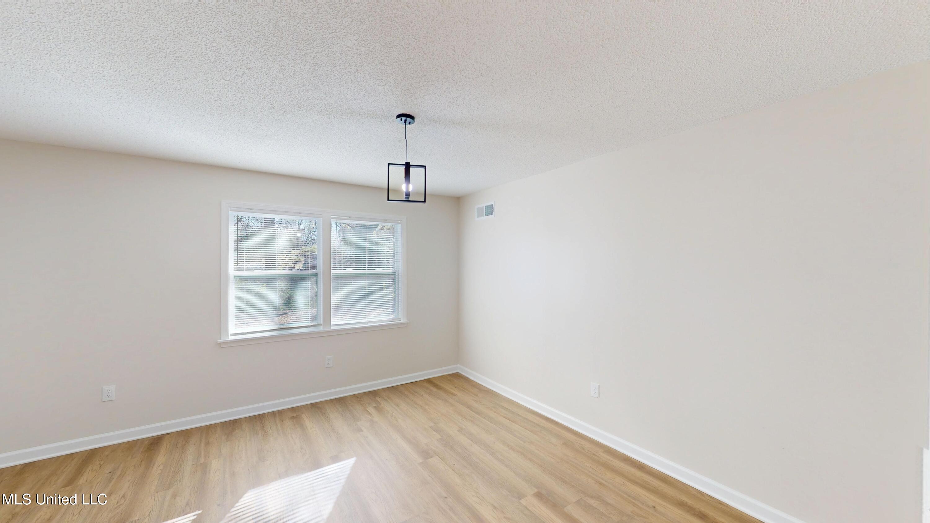 1331 Main Street Southaven, MS 38671 - Photo 9 of 18 1331-Main-St-01152026_113955