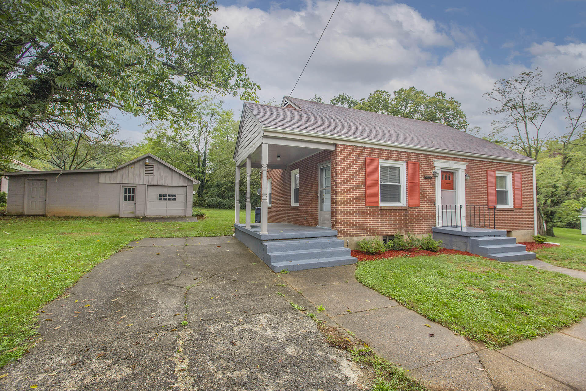 1027 Ethel Road Southeast Roanoke, VA 24014 - Photo 33 of 38 New roof