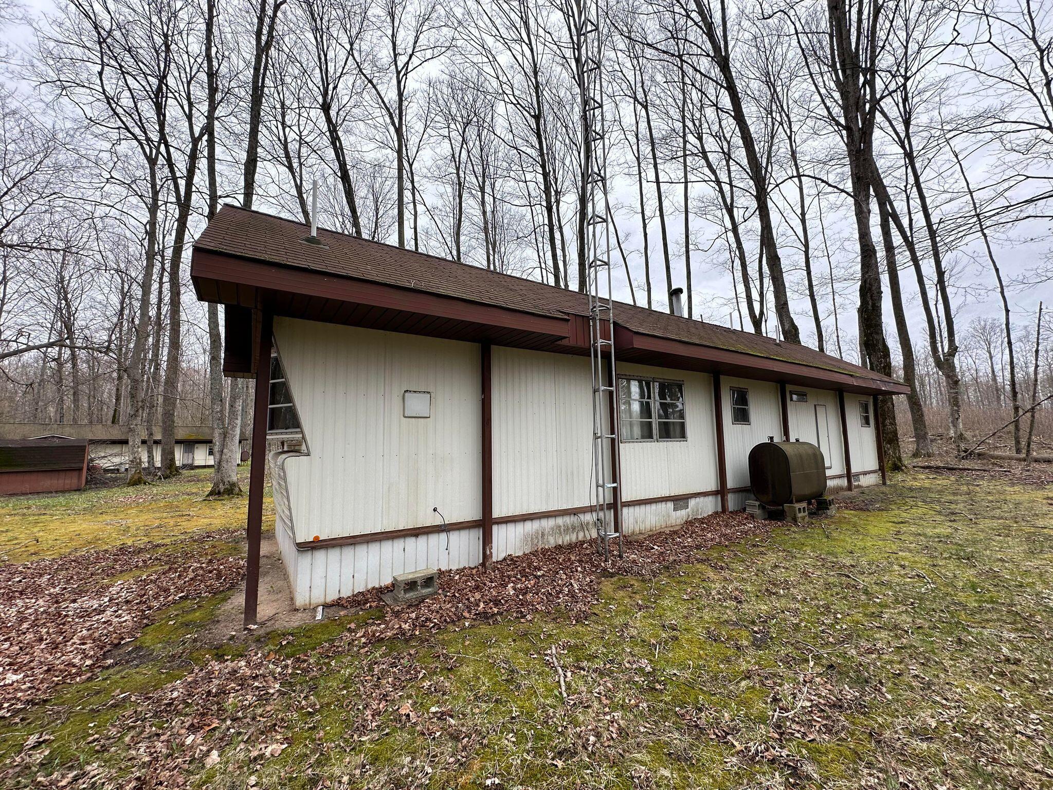 17770 Pleasant Valley Road Atlanta, MI 49709 - Photo 19 of 32 Gallery Image 19