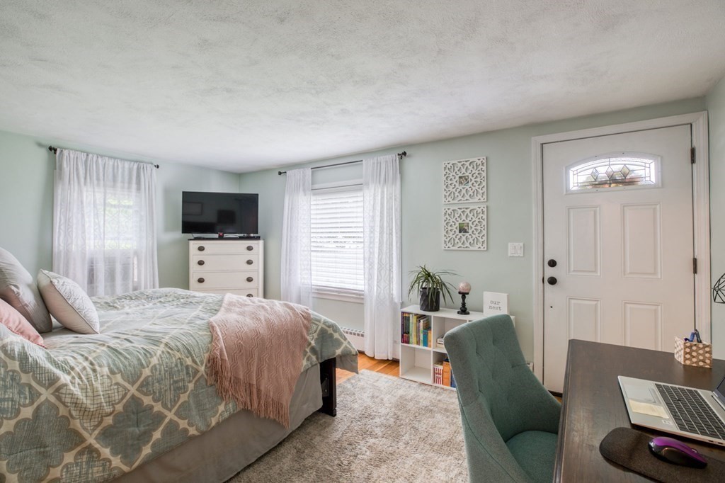 5 Ridge Road South Hadley, MA 01075 - Photo 17 of 28 Gallery Image 17