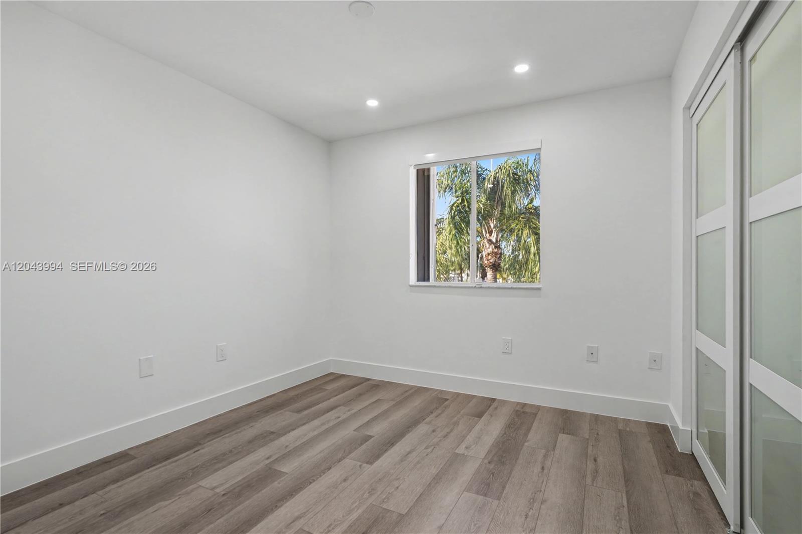 16240 Southwest 75th Street Miami, FL 33193 - Photo 4 of 26