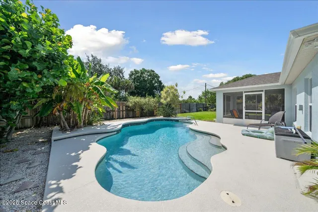 $424,500 | 1585 Barton Avenue Northwest, Palm Bay, FL 32907