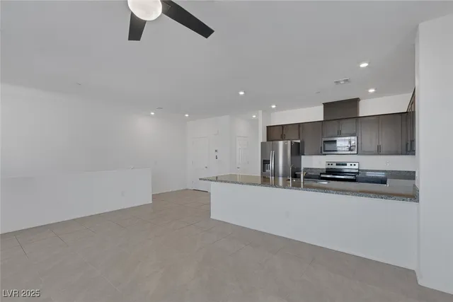 $1,995 | 5669 Steampunk Street, Las Vegas, NV 89118