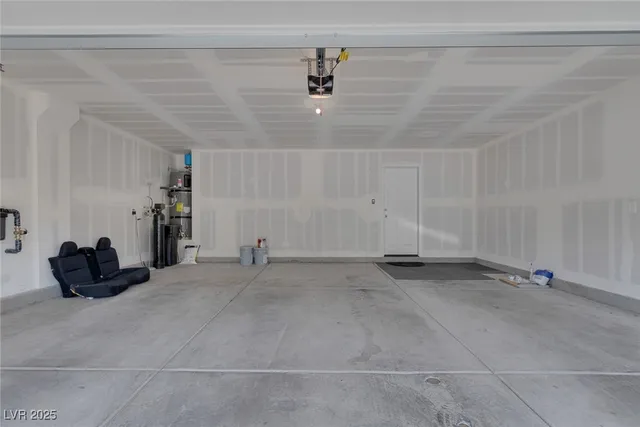 $1,995 | 5669 Steampunk Street, Las Vegas, NV 89118