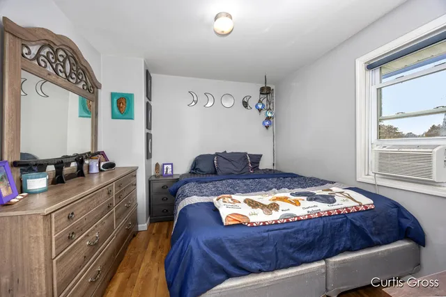 $249,900 | 320 West Pine Street Northeast, Cedar Springs, MI 49319