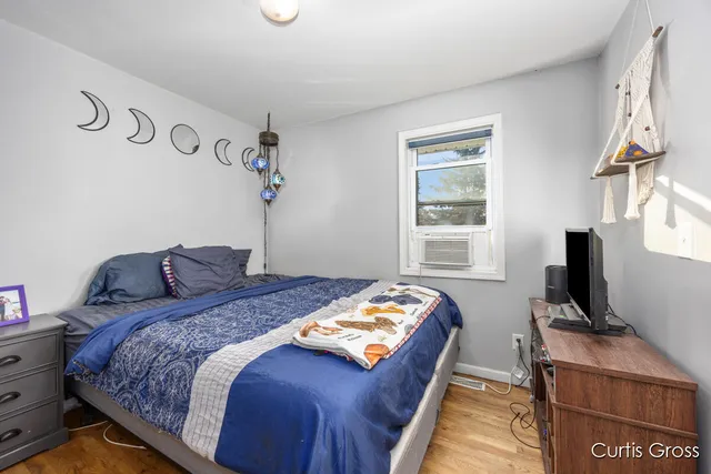 $249,900 | 320 West Pine Street Northeast, Cedar Springs, MI 49319