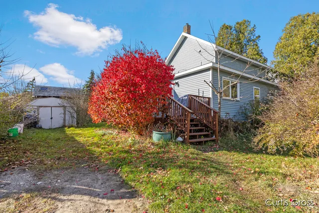 $249,900 | 320 West Pine Street Northeast, Cedar Springs, MI 49319