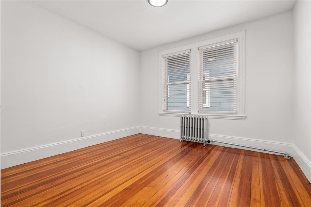 14 Pratt Street, Unit 2 Salem, MA 01970 - Photo 11 of 32