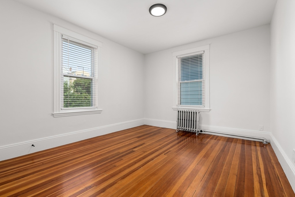 14 Pratt Street, Unit 2 Salem, MA 01970 - Photo 13 of 32