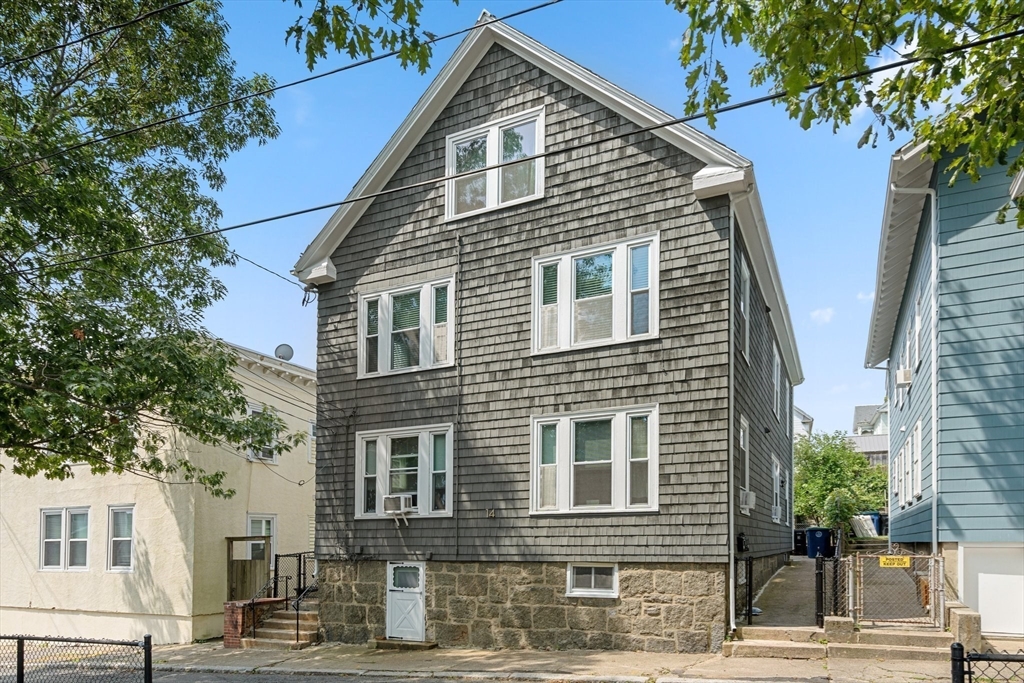 14 Pratt Street, Unit 2 Salem, MA 01970 - Photo 16 of 32