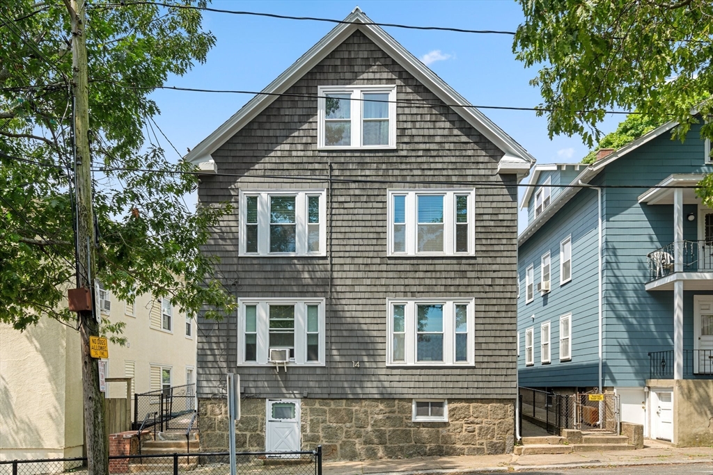 14 Pratt Street, Unit 2 Salem, MA 01970 - Photo 17 of 32