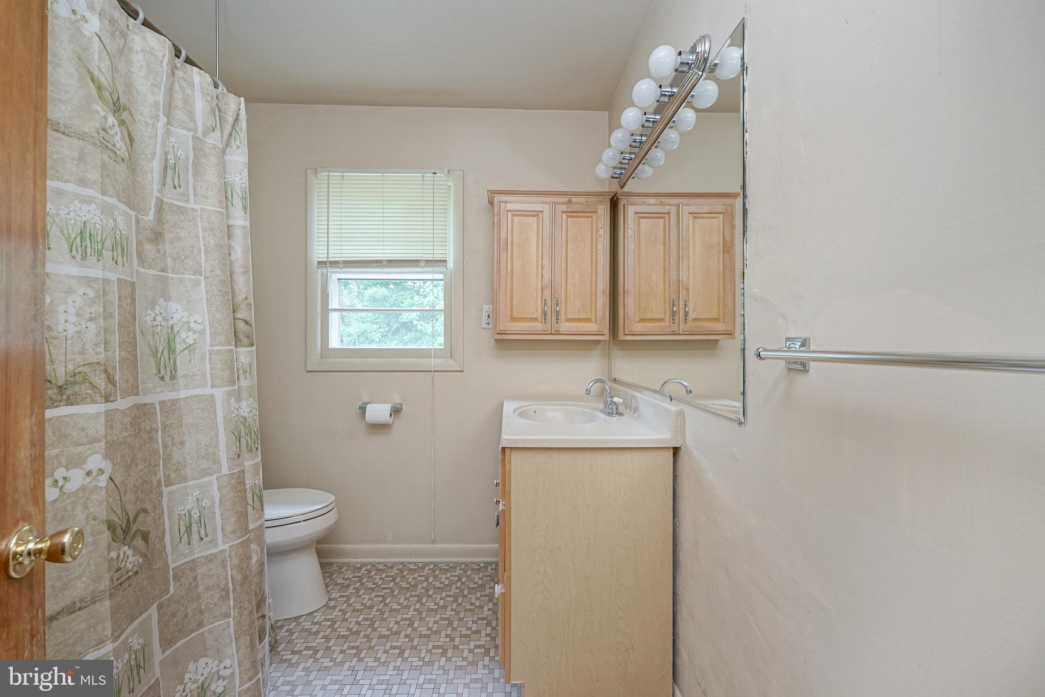 109 Farmdale Road Mount Holly, NJ 08060 - Photo 13 of 27 Gallery Image 13