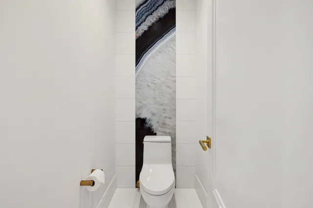 $5,375,000 | 461 Venus Drive, Unit 1, Juno Beach, FL 33408